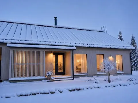 Arctic Cozy Home