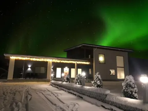 North Aurora Villa - near the Santa Claus
