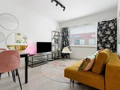 Funky City Apartment By Lapland Host