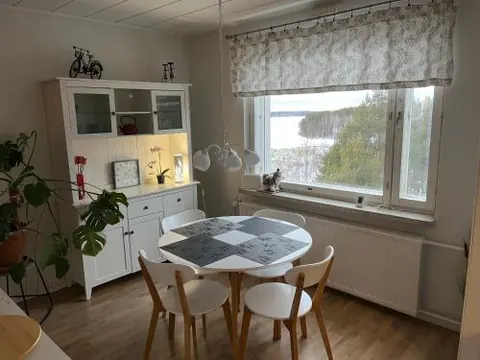 Adorable home with a stunning view
