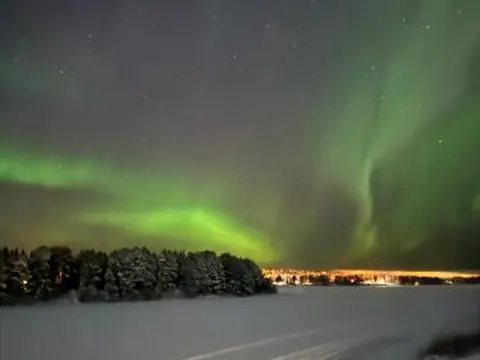 Northern Lights River Nest