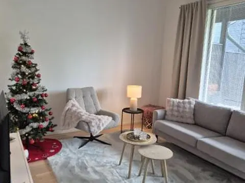 Arctic Circle Cozy Nest