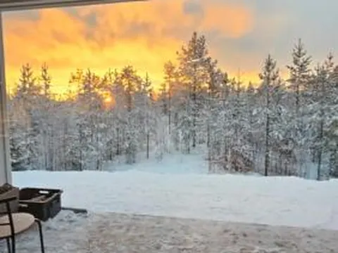 Rakkamaja Modern Forest-View Apartment