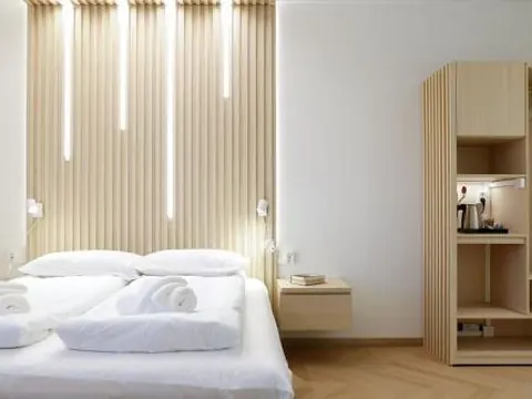 Polar Nook Hotel