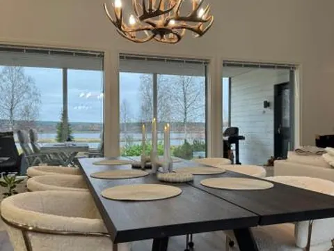 Modern Home Under the Northern Lights