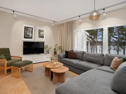 Villa Lumi - Peaceful, Lake View, Sauna, Parking Hosted by Hygge Host