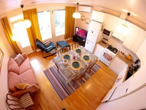 Quiet apartment with Sauna near Santas Village