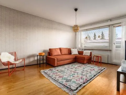 Polar Retro Base: 2BR near the City