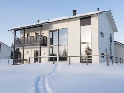 Polar Snowflake Villa