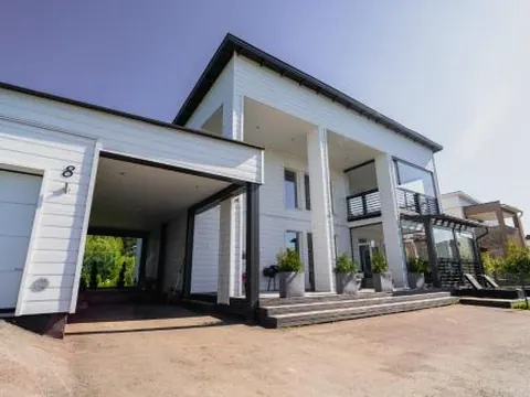 Central Lux Villa by Elys Collection