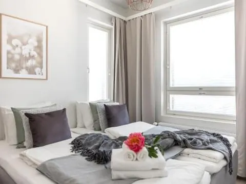 Arctic Penthouse City Suite