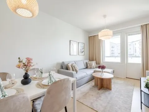 Bellarova Apartments Riistatie