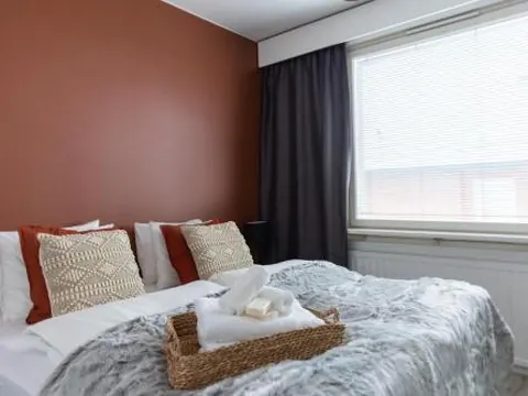 Arctic Night City Suite