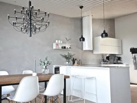 Arctic Riverside Villa