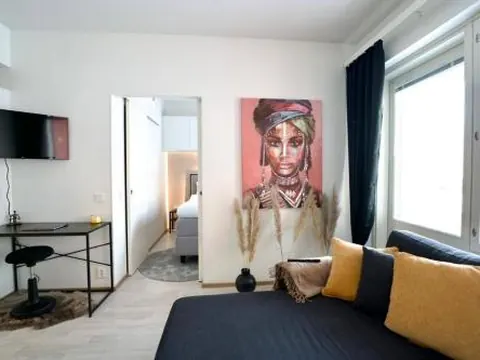 1BR Suite - King Size Bed - Wi-Fi - Sauna