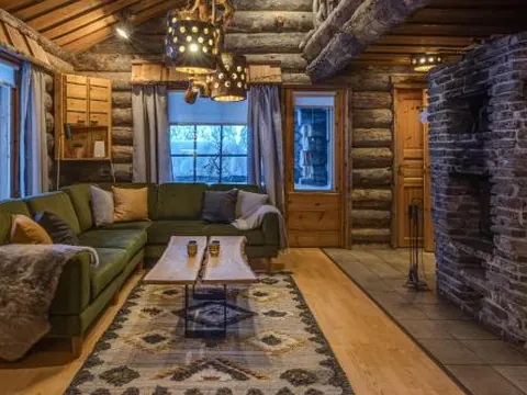 Kuusirinne 2A - a log cabin near the slopes of Ruka
