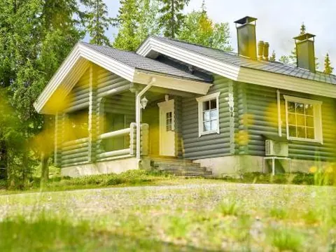 Rukan Varpu - Ski-in cabin with sauna & fireplace, 100m to slopes