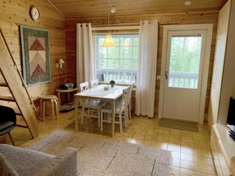 Mestarikämpät B 9 - Cozy Lakeside Apt with Sauna