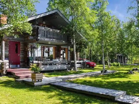 Holiday Home Alakitkajärvi- takkusalmi by Interhome