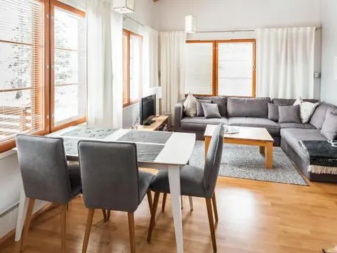 Holiday Home Karhunvartijan tupa a6 by Interhome