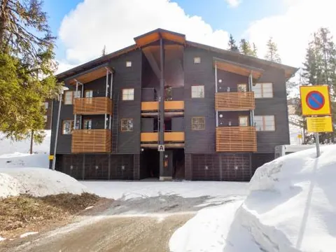 Holiday Home Karhunvartijan linna a2 by Interhome