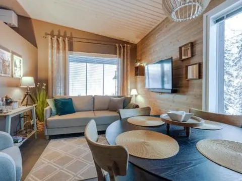 Villa Karhukoto Ruka center 3,5 km Incl WiFi, AC, Fireplace, Sauna
