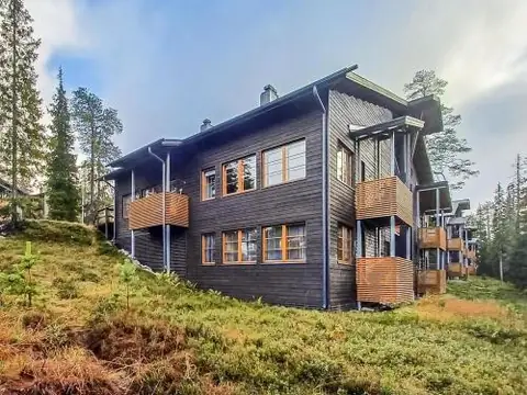 Holiday Home Karhunvartijan pirtti c 2 by Interhome