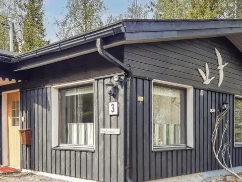 Holiday Home Mustalampi 3 lintukoto by Interhome