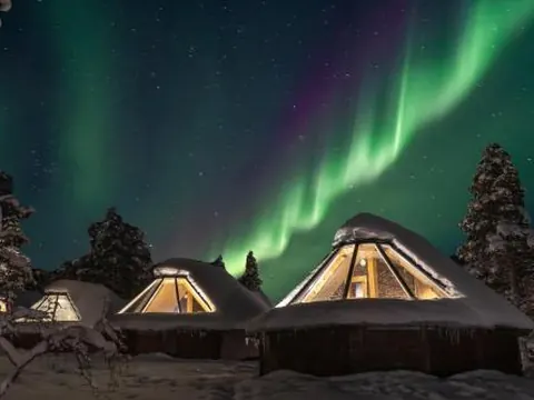 Wilderness Hotel Muotka & Igloos