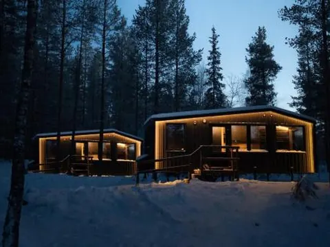 Compact Cabin for Remote Work and Adventures in Yllas
