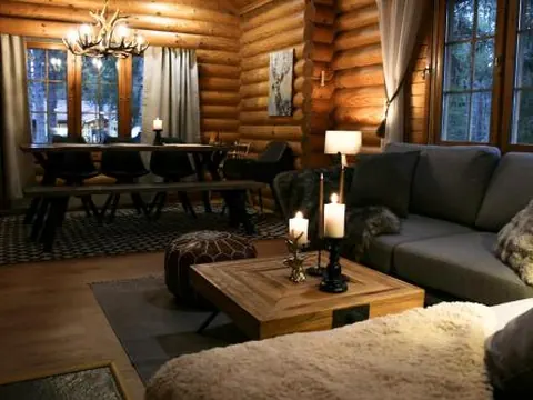 Cozy log cabin close to services, 6 people