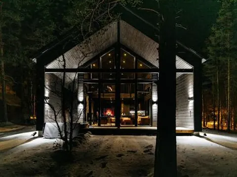 Luxury Aurora Pine Villa by Hilla Villas