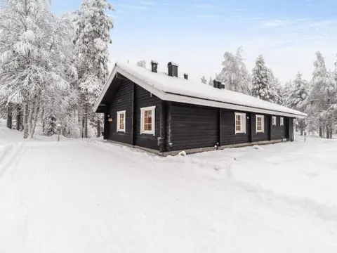 Holiday Home Lomaylläs h105 - pistopolku 2a by Interhome