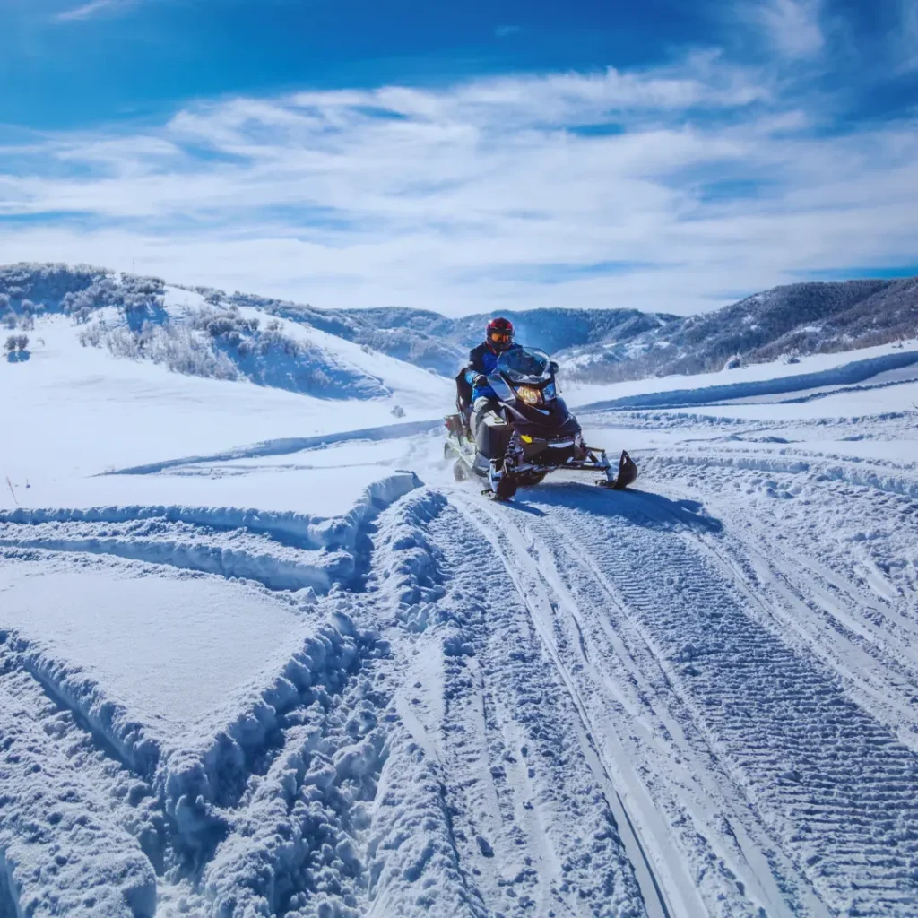 Snowmobile Safari Lapland